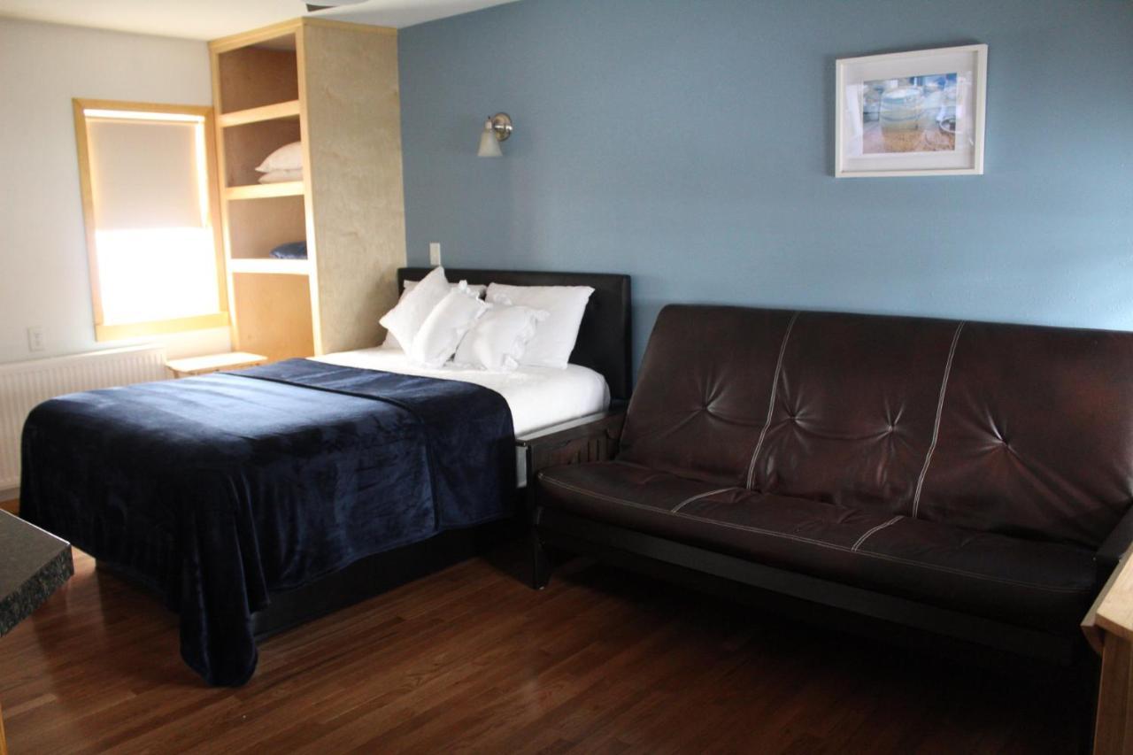 Lakes Inn Detroit Lakes Esterno foto
